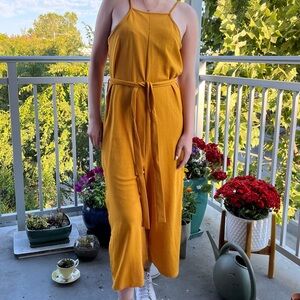 Orange pantsuit/jumpsuit